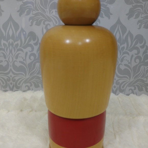 Vintage Kokeshi Japanese Wooden Doll 8 Inches Tall - Picture 6 of 8